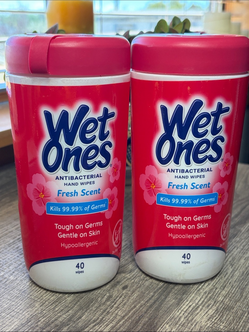Wet Ones Fresh Scent Antibacterial Hand Wipe Duo